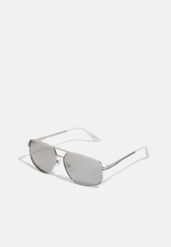 Pier One UNISEX - Sonnenbrille - Silver-coloured, Black 12 Pier One UNISEX - Sonnenbrille - Silver-coloured, Black -Pier One 1103c68edb364b7cbf3808eb9b09d166 1
