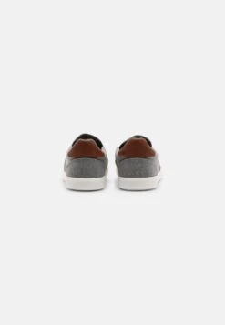 Pier One UNISEX - Slipper - Dark Grey 10 Pier One UNISEX - Slipper - Dark Grey -Pier One 1a4cf2d9897d4c98b0ddac911d5c994e