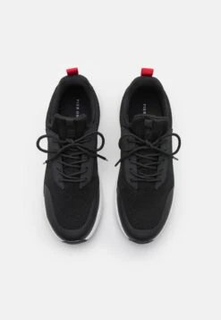 Pier One Sneaker Low - Black 11 Pier One Sneaker Low - Black -Pier One 1c425e529e484e5991d10e47a7b41649