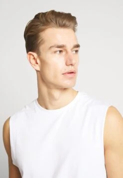 Pier One 3 PACK - T-Shirt Basic - Grey/white/black 13 Pier One 3 PACK - T-Shirt Basic - Grey/white/black -Pier One 21dde7acbf5b42698638ca153e5020d5