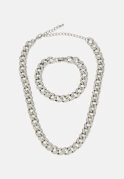 Pier One 2PACK SET - Halskette - Silver-coloured 12 Pier One 2PACK SET - Halskette - Silver-coloured -Pier One 296a5f5eb3774a348421b2255ea9ade4