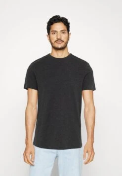 Pier One T-Shirt Basic - White/off-white/lilac 11 Pier One T-Shirt Basic - White/off-white/lilac -Pier One 32fc02ea853a4fcd806c650af7f948e0