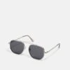 Pier One Sonnenbrille - Silver-coloured 2 Pier One Sonnenbrille - Silver-coloured -Pier One 4ac756a90d1641d7b0579f1c754b2570 1