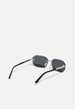 Pier One UNISEX - Sonnenbrille - Black 9 Pier One UNISEX - Sonnenbrille - Black -Pier One 4c2642e5e2b848ac8520bd564478aa7d