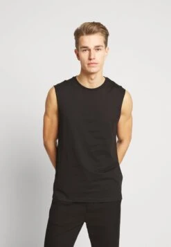 Pier One 3 PACK - T-Shirt Basic - Grey/white/black 11 Pier One 3 PACK - T-Shirt Basic - Grey/white/black -Pier One 62c6701b340e420ebe16749abebd4e0c