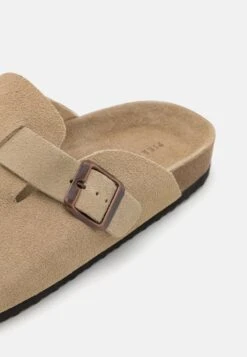 Pier One LEATHER UNISEX - Clogs - Beige 13 Pier One LEATHER UNISEX - Clogs - Beige -Pier One 9441d91098484a458d337de47de41e02