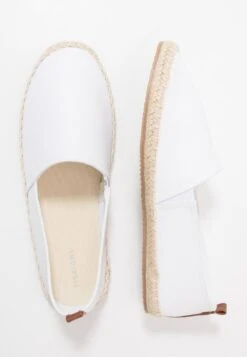 Pier One RENA ESPADRILLE UNISEX - Espadrille - White 9 Pier One RENA ESPADRILLE UNISEX - Espadrille - White -Pier One ab5cbd7acee24999906ebe55251ad5ea