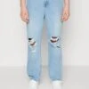 Pier One DISTRESS ON KNEES - Jeans Relaxed Fit - Light Blue Denim 1 Pier One DISTRESS ON KNEES - Jeans Relaxed Fit - Light Blue Denim -Pier One c70e5d5afc5f4fc1bdf2398420fe8195