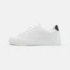 Pier One UNISEX - Sneaker Low - White 2 Pier One UNISEX - Sneaker Low - White -Pier One e65abd750c88442fa93e43bc123d1585