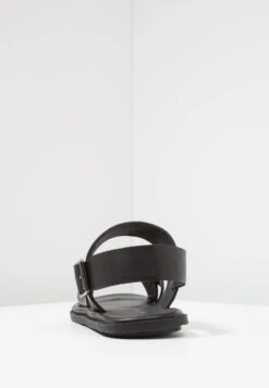 Pier One Riemensandalette - Black -Pier One e819b7c59f5a477281c4a36bc41d12ad