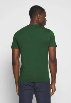 Pier One OSAKA TEE - T-Shirt Print - Green 10 Pier One OSAKA TEE - T-Shirt Print - Green -Pier One e937660c7dee46748e3ef4864e12097f