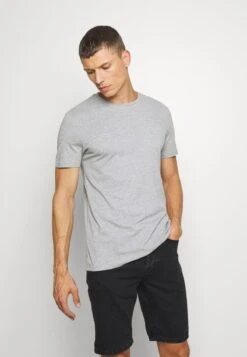 Pier One 7 PACK - T-Shirt Basic - White/blue/green 11 Pier One 7 PACK - T-Shirt Basic - White/blue/green -Pier One eda6b13a6c134a3f80a2d698b4ee4ee0